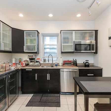 House 5863- Chicago'S Premier Bed And Breakfast Екстер'єр фото