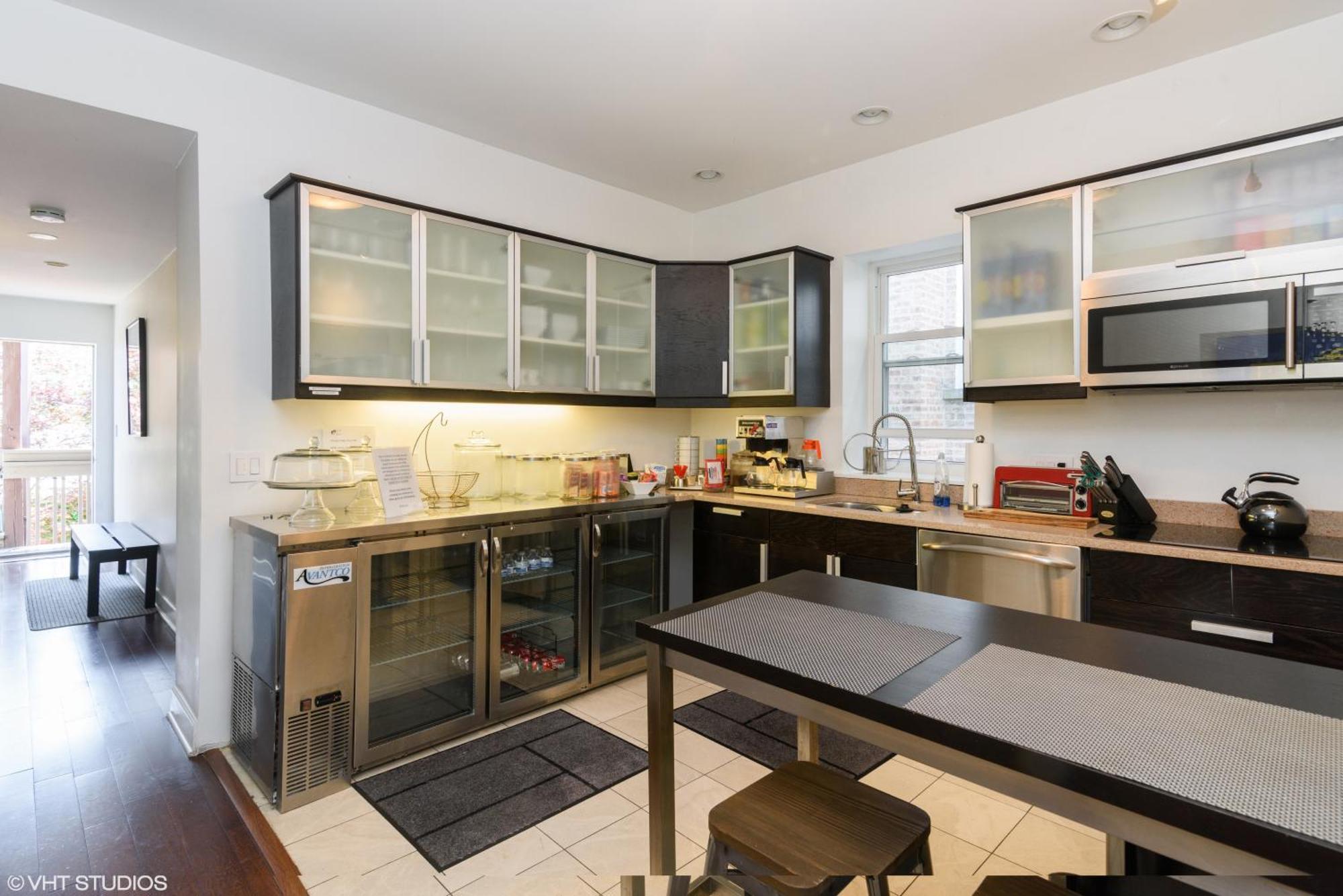 House 5863- Chicago'S Premier Bed And Breakfast Екстер'єр фото