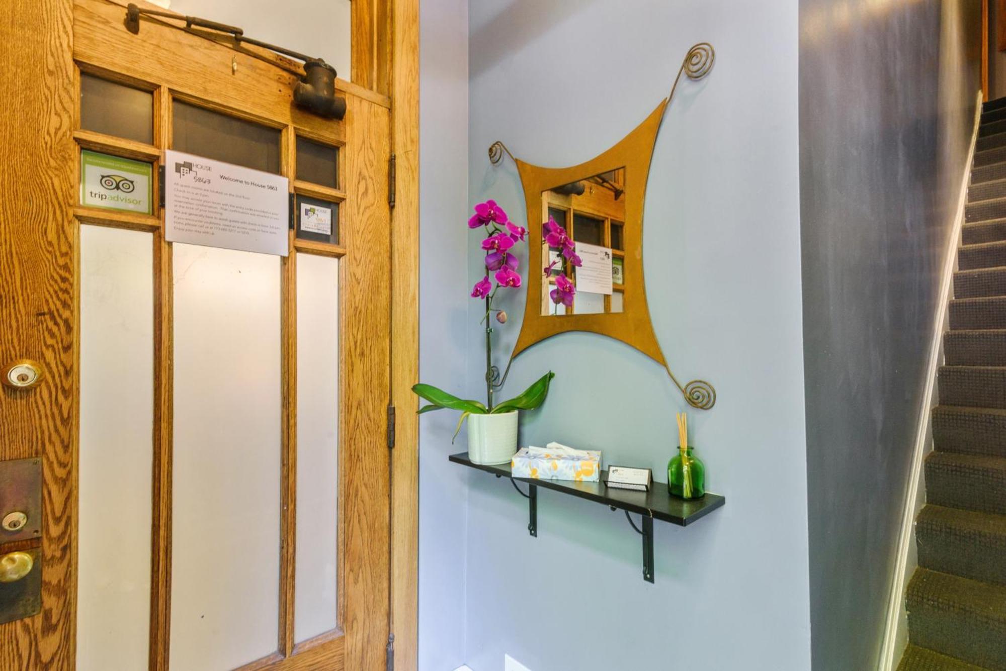 House 5863- Chicago'S Premier Bed And Breakfast Екстер'єр фото