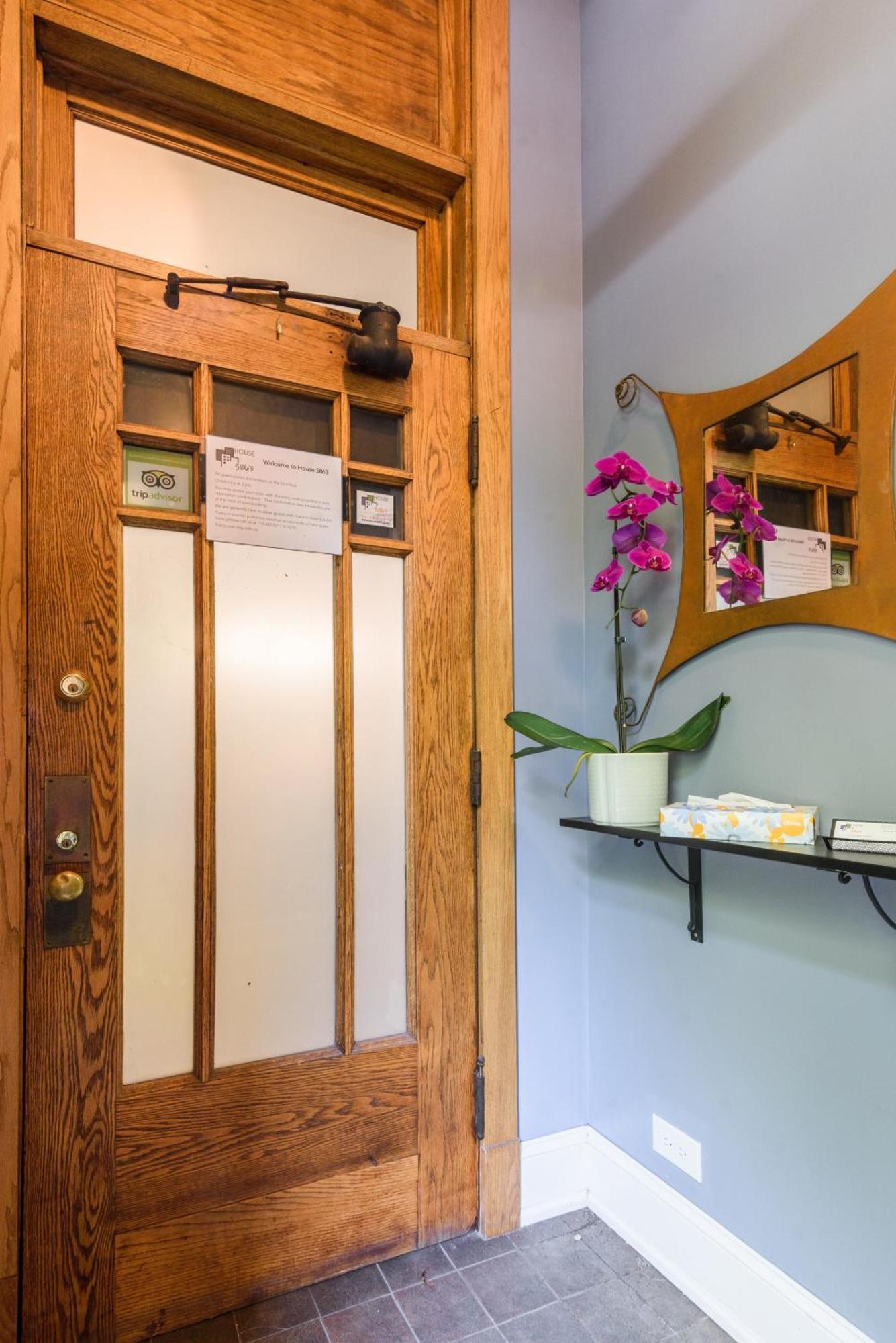 House 5863- Chicago'S Premier Bed And Breakfast Екстер'єр фото