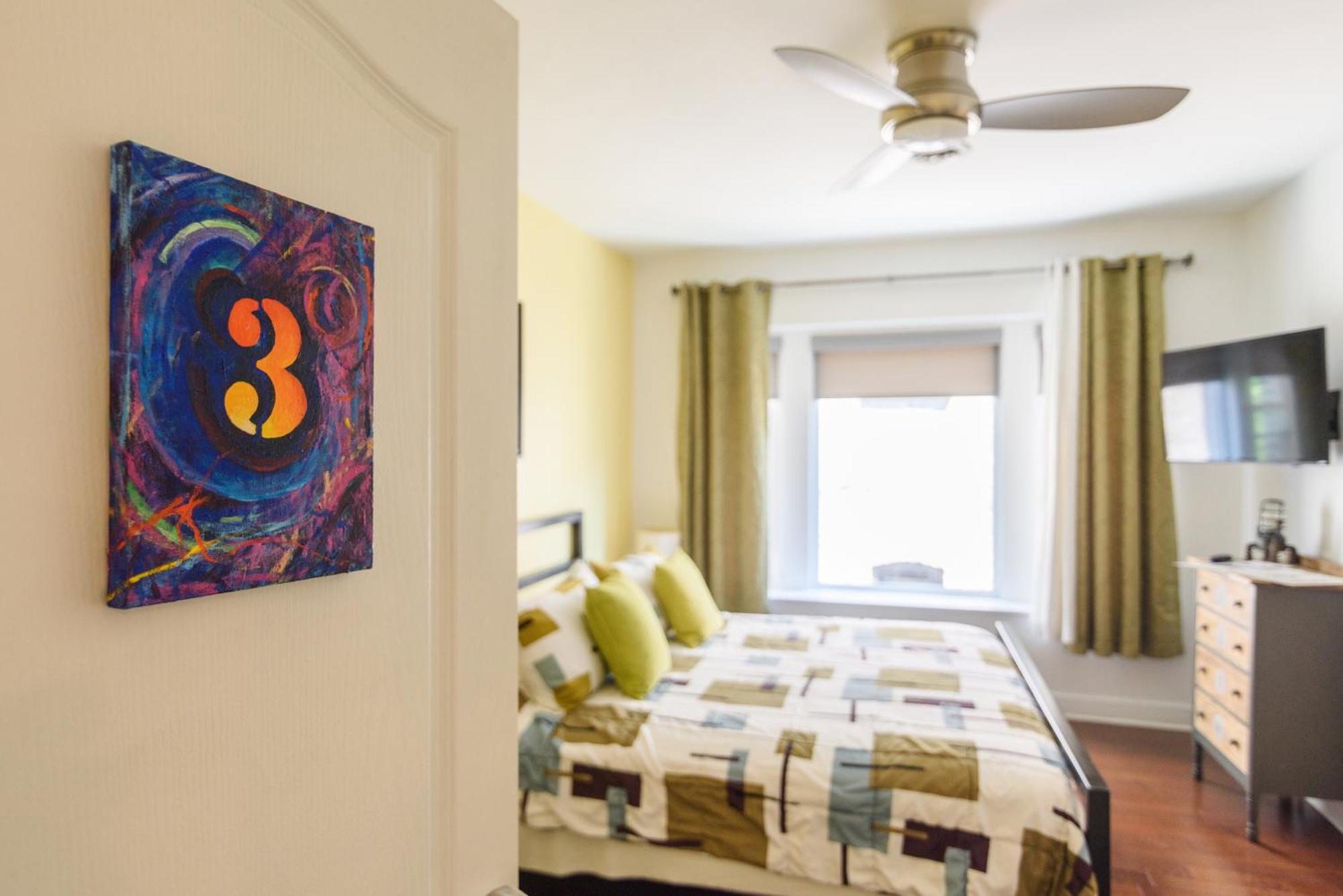 House 5863- Chicago'S Premier Bed And Breakfast Номер фото