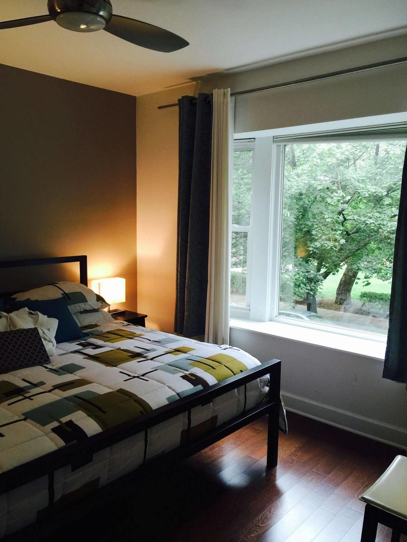 House 5863- Chicago'S Premier Bed And Breakfast Екстер'єр фото